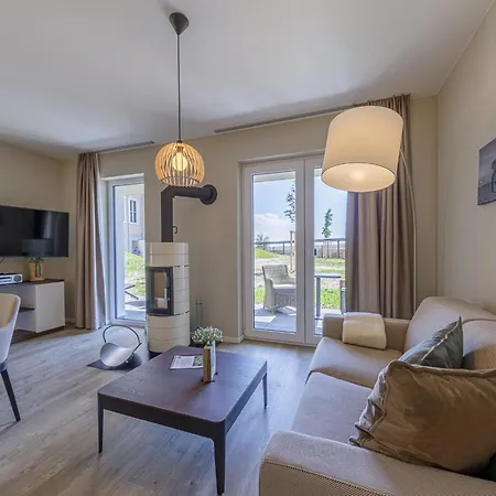 Grosser Strandkorb - Stilvolles Ferienapartment In Der Alten Seefahrtsschule