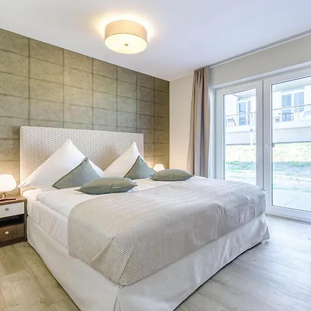 Lägenhet Grosser Strandkorb - Stilvolles Ferienapartment In Der Alten Seefahrtsschule Wustrow (Fischland)