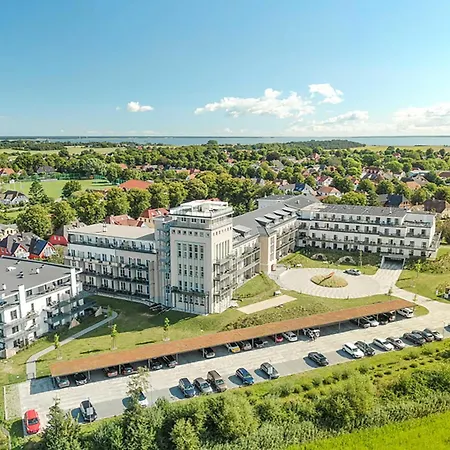 Grosser Strandkorb - Stilvolles Ferienapartment In Der Alten Seefahrtsschule Lägenhet *