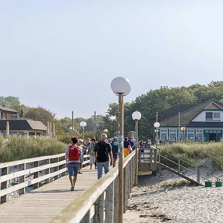 Lägenhet Grosser Strandkorb - Stilvolles Ferienapartment In Der Alten Seefahrtsschule